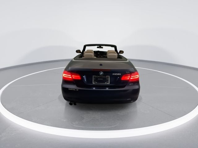 2011 BMW 3 Series 328i