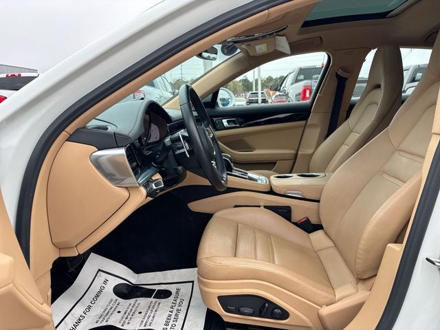 2023 Porsche Panamera Panamera Base