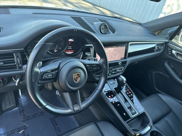 2022 Porsche Macan Base