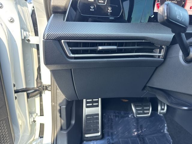 2025 Volkswagen Golf R 2.0T