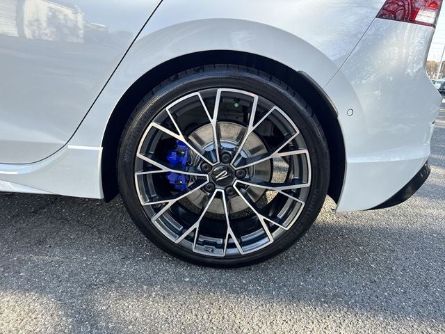 2025 Volkswagen Golf R 2.0T