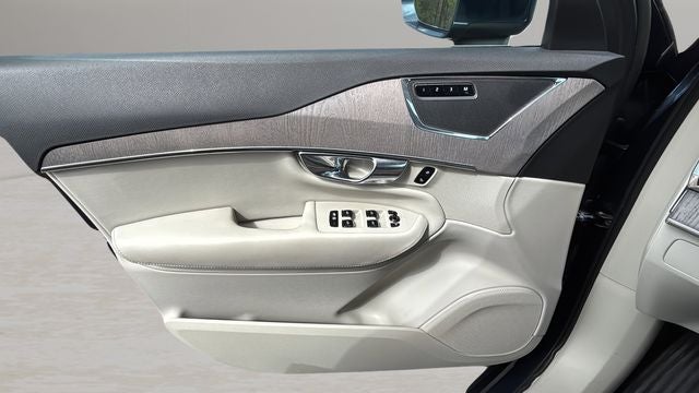 2023 Volvo XC90 B6 Core