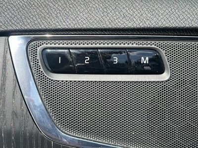 2020 Volvo XC90 T5 Momentum