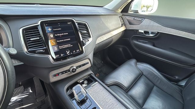 2022 Volvo XC90 Recharge Plug-In Hybrid T8 Inscription 7 Passenger