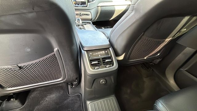 2022 Volvo XC90 Recharge Plug-In Hybrid T8 Inscription 7 Passenger