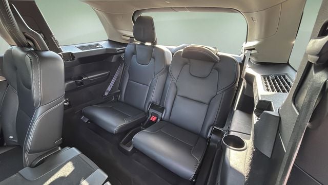 2022 Volvo XC90 Recharge Plug-In Hybrid T8 Inscription 7 Passenger