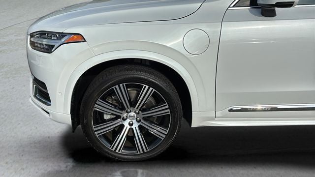 2022 Volvo XC90 Recharge Plug-In Hybrid T8 Inscription 7 Passenger