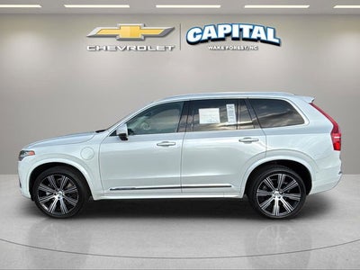 2022 Volvo XC90 Recharge Plug-In Hybrid T8 Inscription 7 Passenger