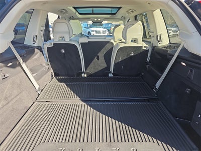 2023 Volvo XC90 B5 Core