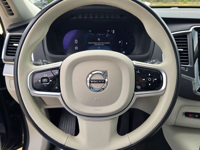 2023 Volvo XC90 B5 Core