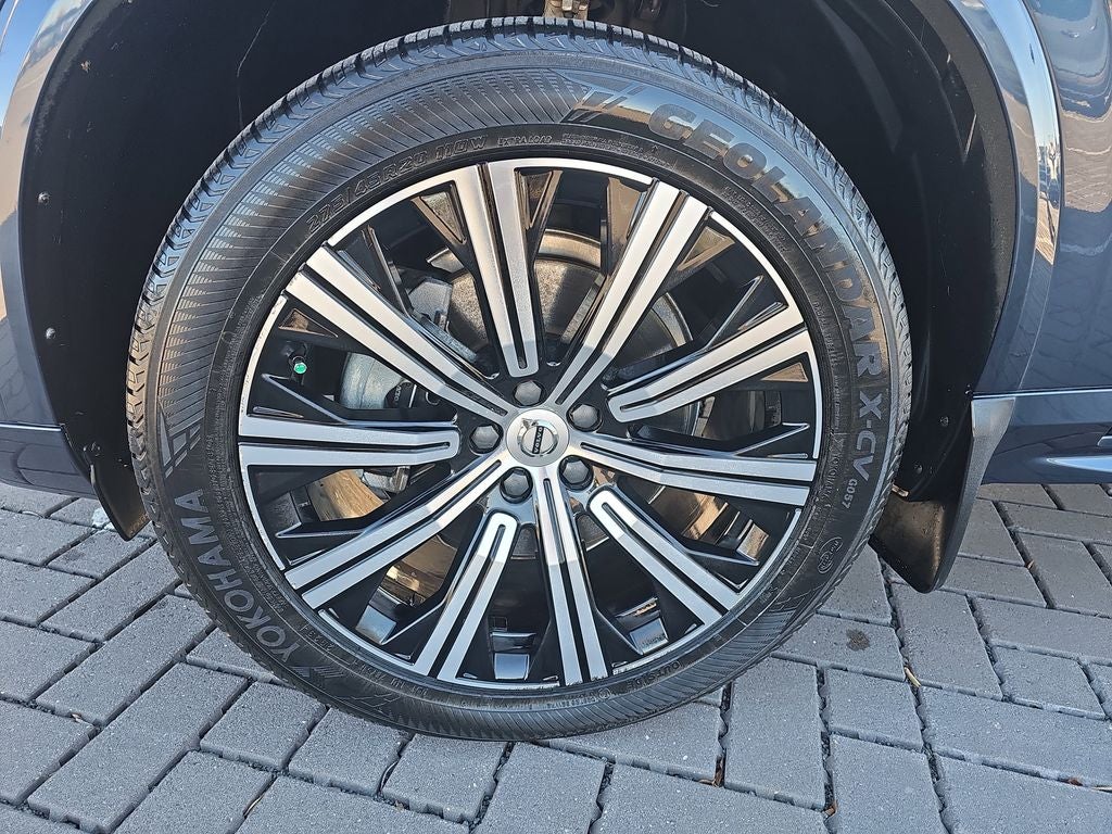 2023 Volvo XC90 B5 Core