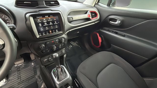 2023 Jeep Renegade Trailhawk