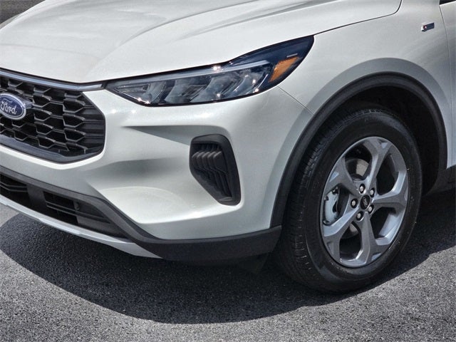 2025 Ford Escape Hybrid ST-Line