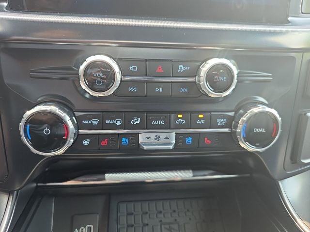2026 Ford F-150 Lariat Black Widow