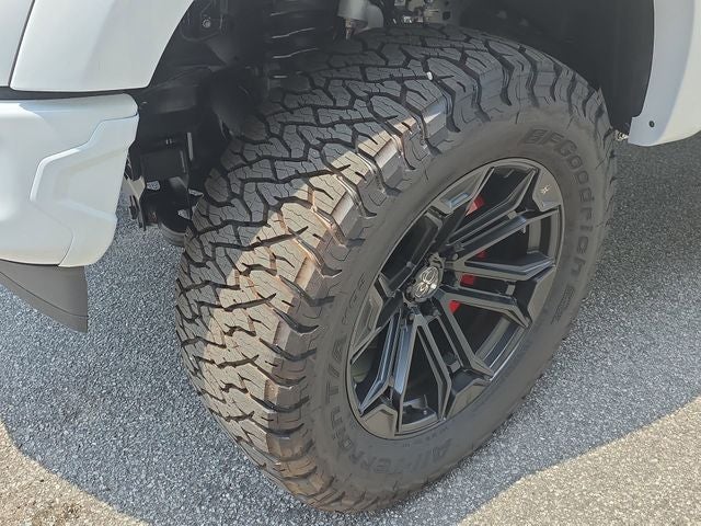 2026 Ford F-150 Lariat Black Widow