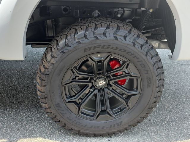 2026 Ford F-150 Lariat Black Widow