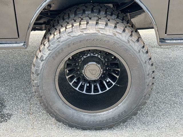 2026 Ford F-450SD XLT TIMBERLINE OUTFITTERS GRANITE PKG FLATE BED/LI DRW