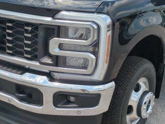 2026 Ford F-350SD Lariat DRW