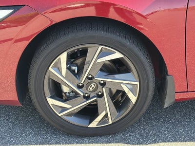 2025 Hyundai Elantra Hybrid SEL Sport