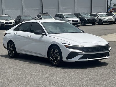 2025 Hyundai Elantra Hybrid SEL Sport