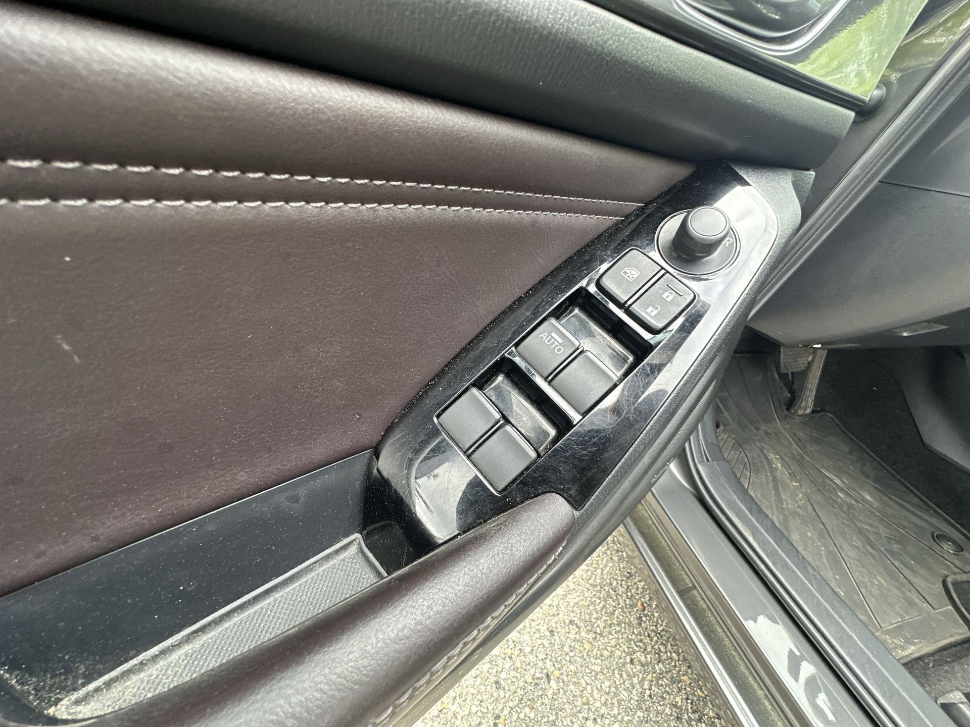 2018 Mazda Mazda3 5-Door Grand Touring