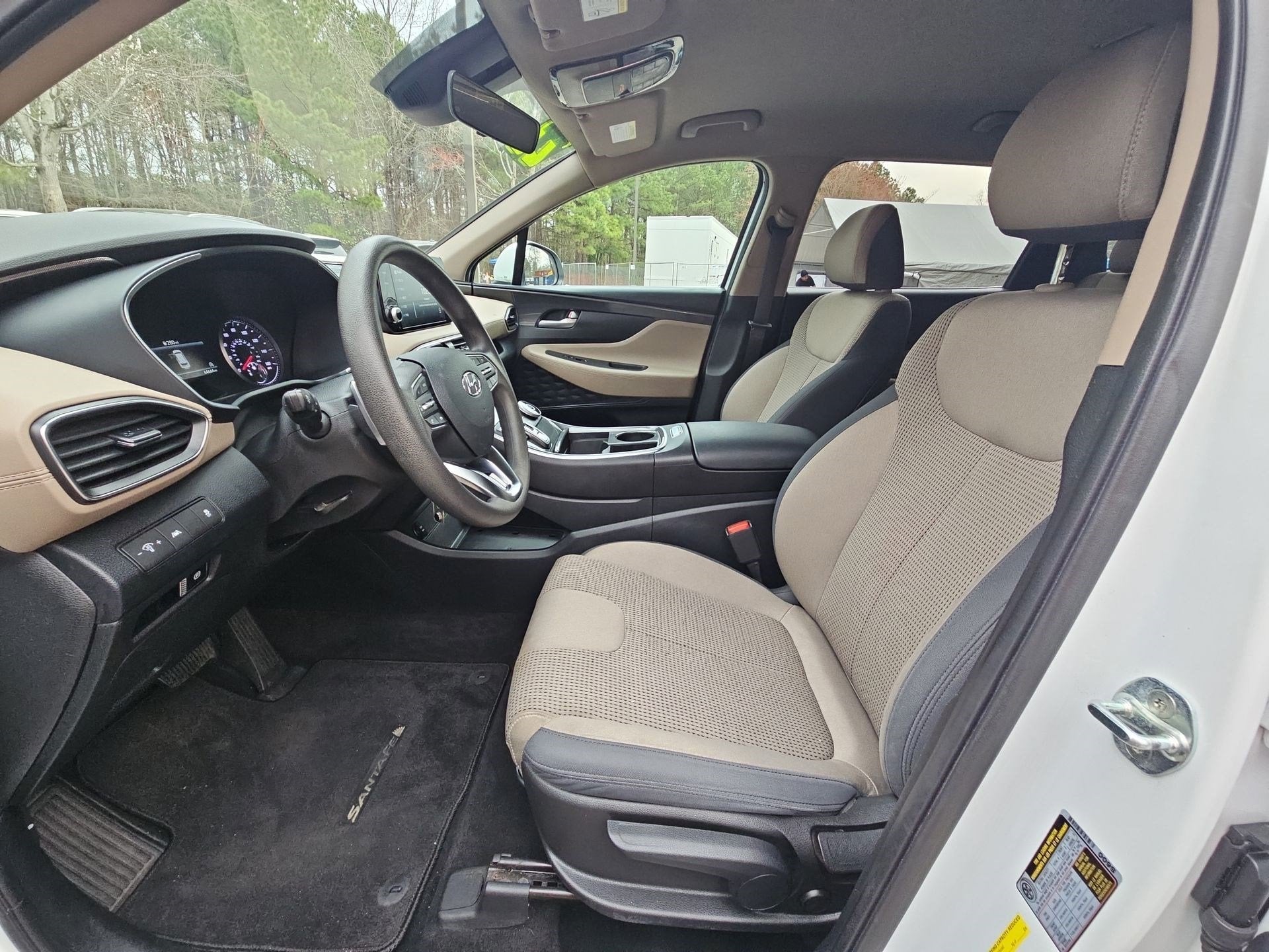 2022 Hyundai Santa Fe SE