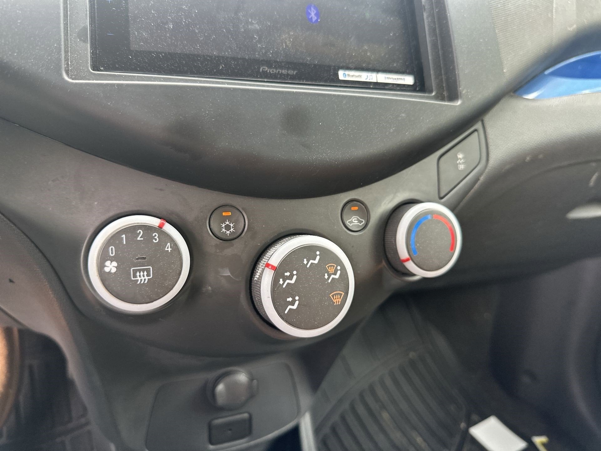 2014 Chevrolet Spark LS