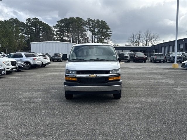 2024 Chevrolet Express Passenger LT