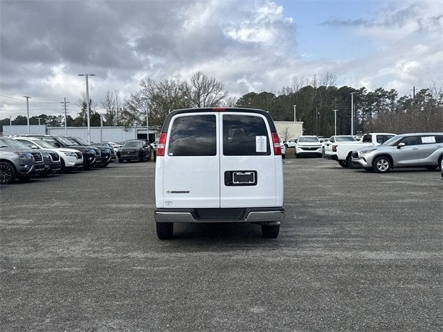 2024 Chevrolet Express Passenger LT