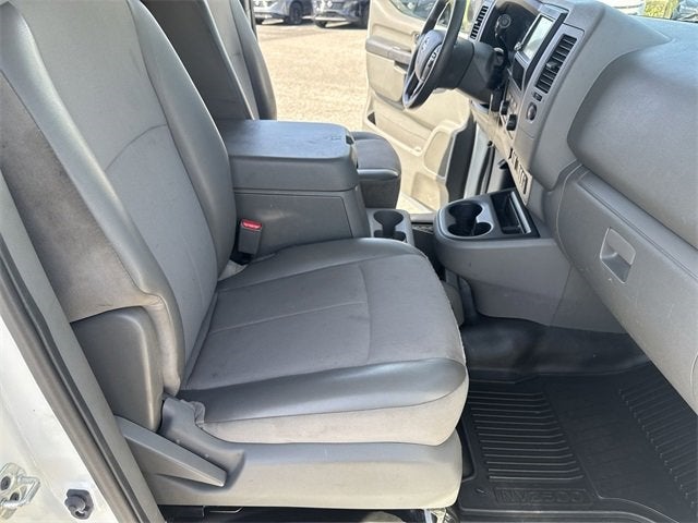 2021 Nissan NV Cargo SV