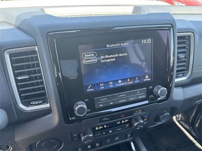 2024 Nissan Frontier SL