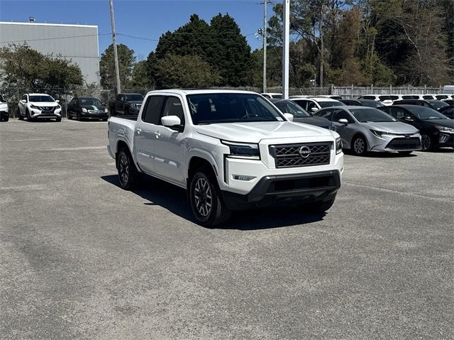 2024 Nissan Frontier SL