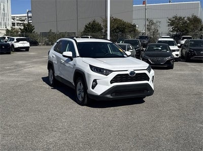 2020 Toyota RAV4 Hybrid XLE