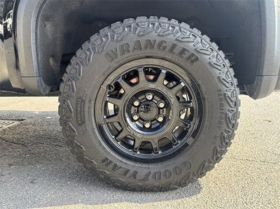 2023 GMC Sierra 1500 AT4X