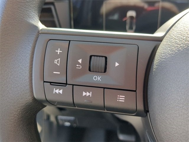 2025 Nissan Kicks S
