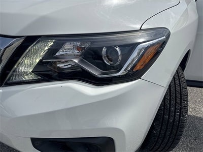 2018 Nissan Pathfinder S