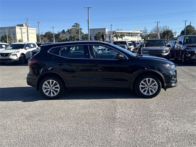 2021 Nissan Rogue Sport SV