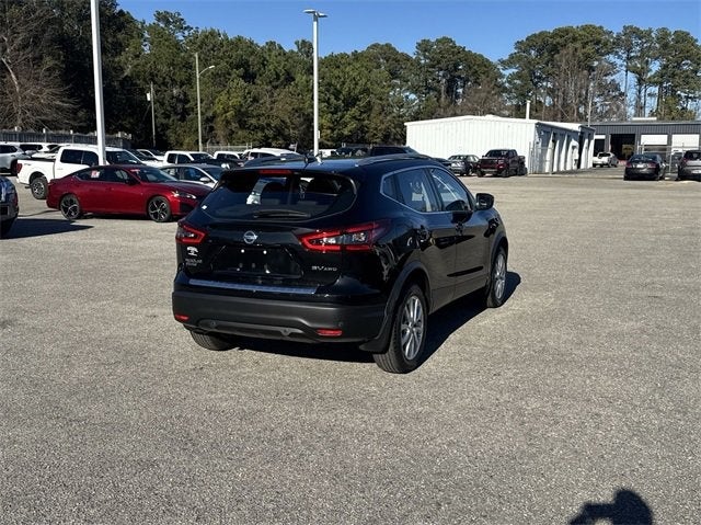 2021 Nissan Rogue Sport SV