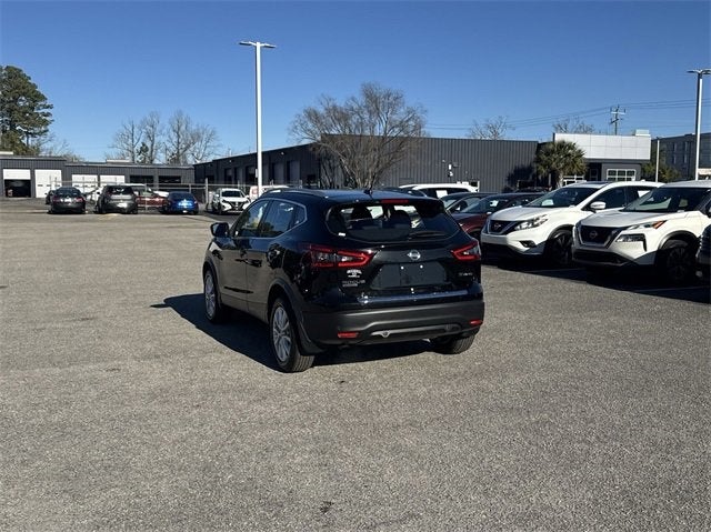 2021 Nissan Rogue Sport SV