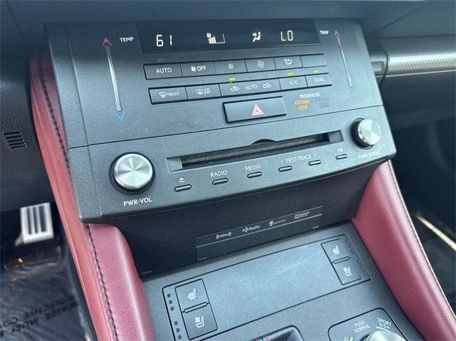 2016 Lexus RC 200t 200t