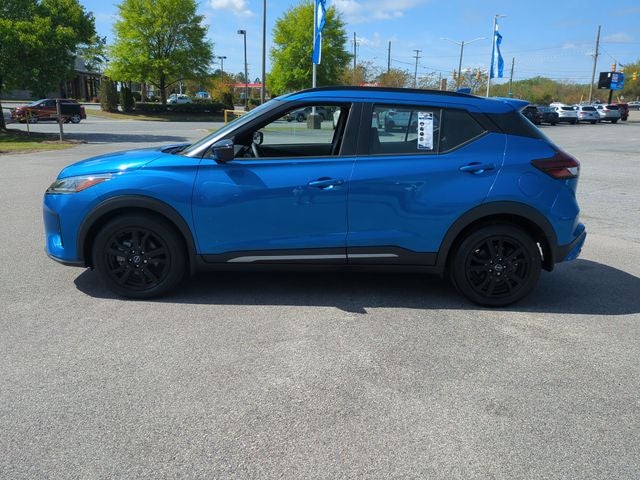 2023 Nissan Kicks SR
