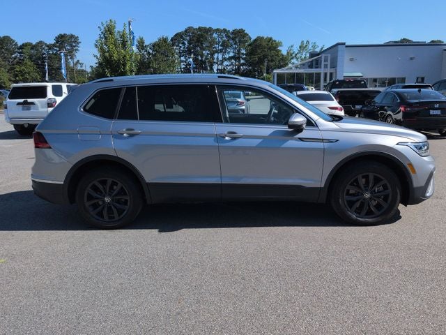 2024 Volkswagen Tiguan 2.0T SE