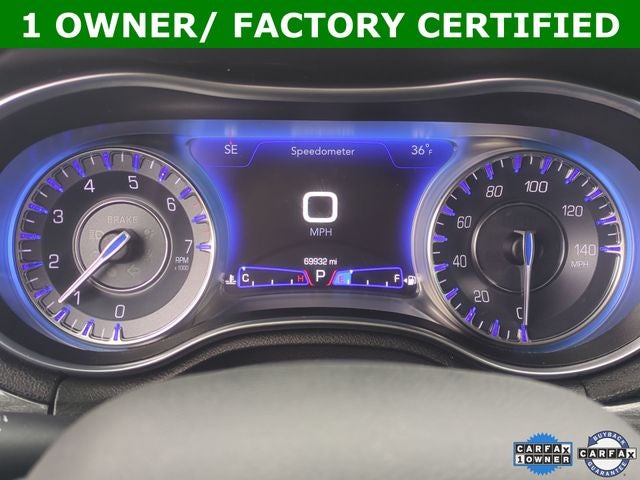 2021 Chrysler 300 Touring