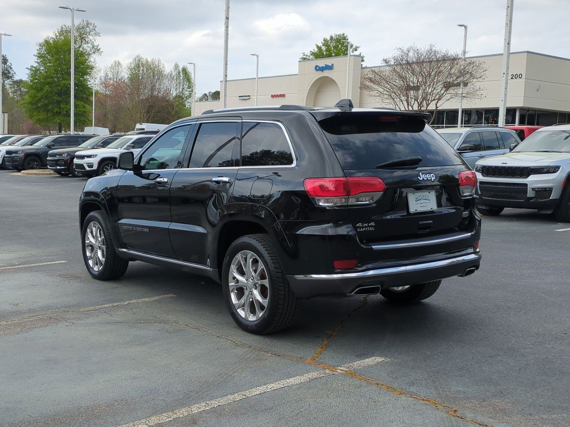 2019 Jeep Grand Cherokee Summit