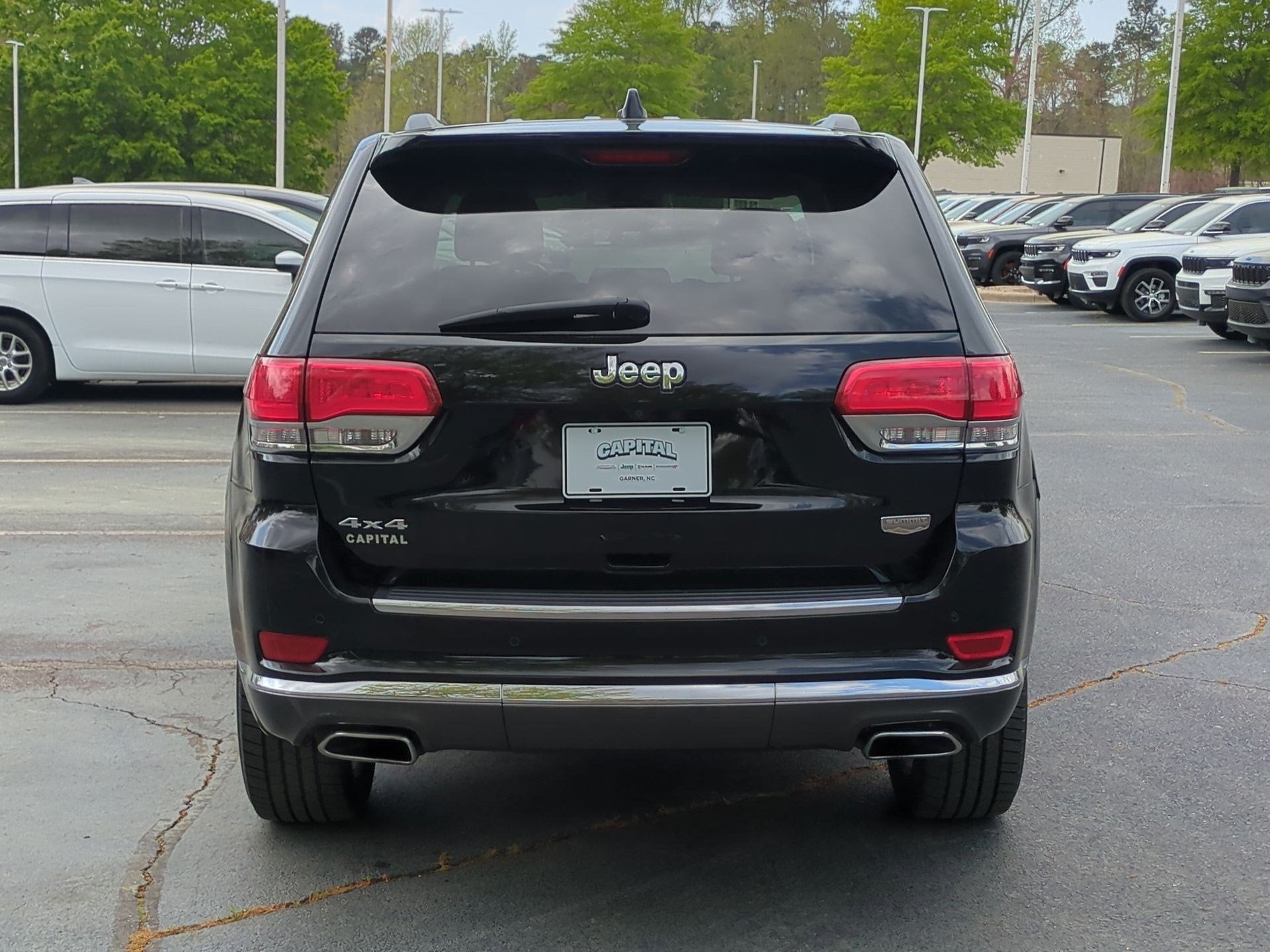 2019 Jeep Grand Cherokee Summit