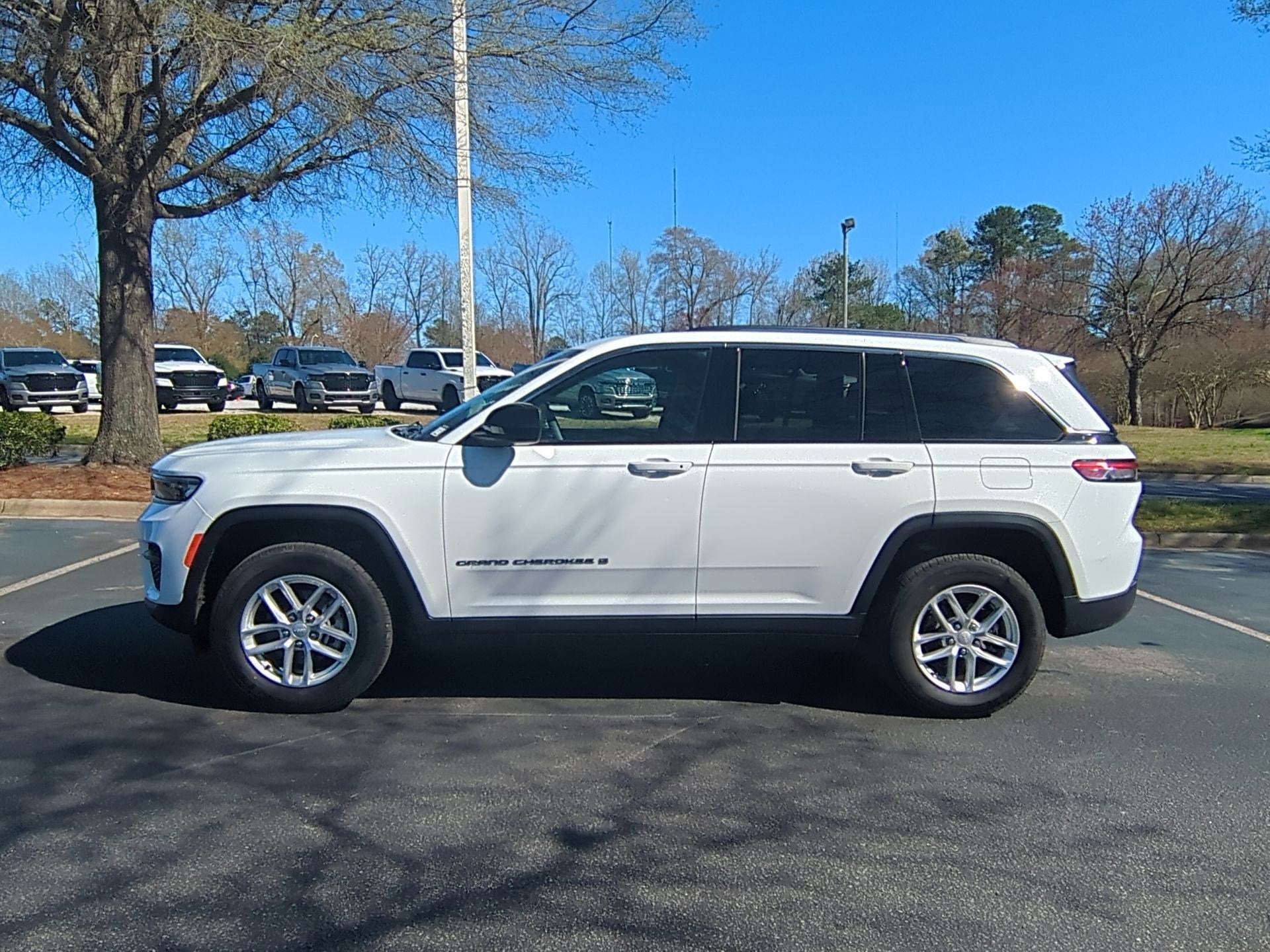 2023 Jeep Grand Cherokee Laredo