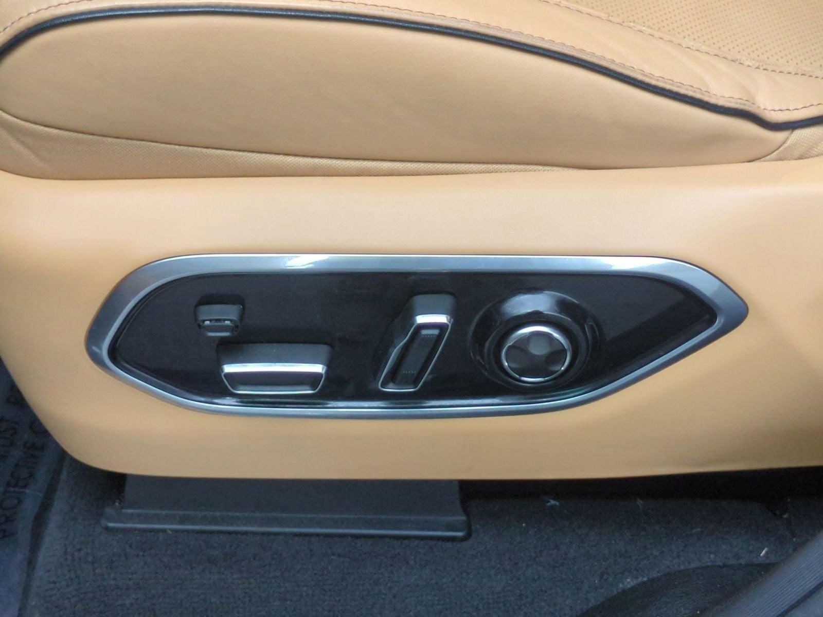 2022 Jeep Grand Cherokee Summit Reserve