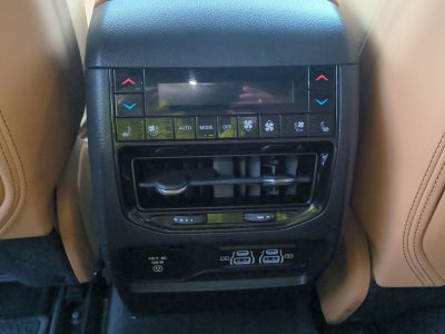 2022 Jeep Grand Cherokee Summit Reserve