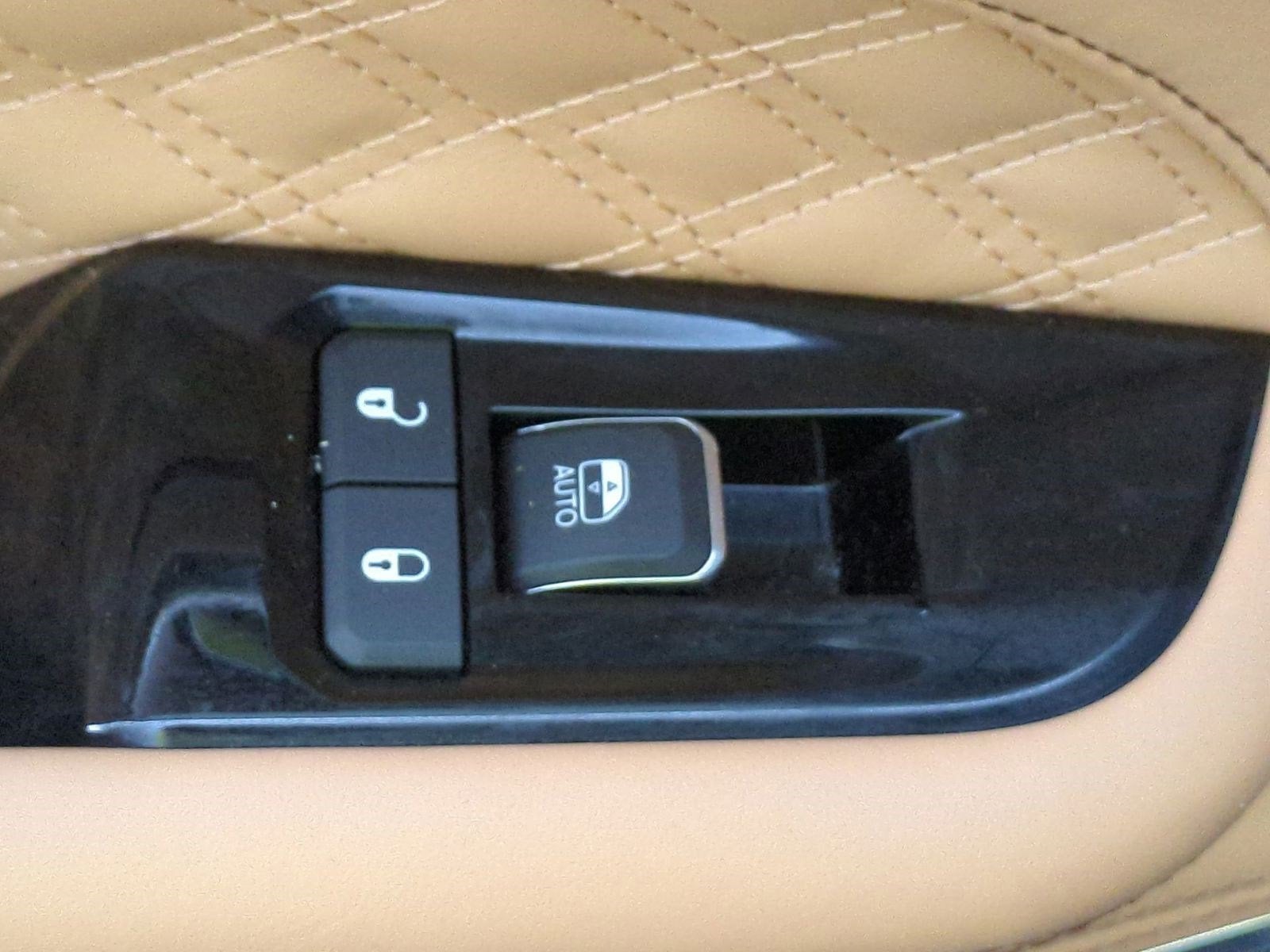 2022 Jeep Grand Cherokee Summit Reserve