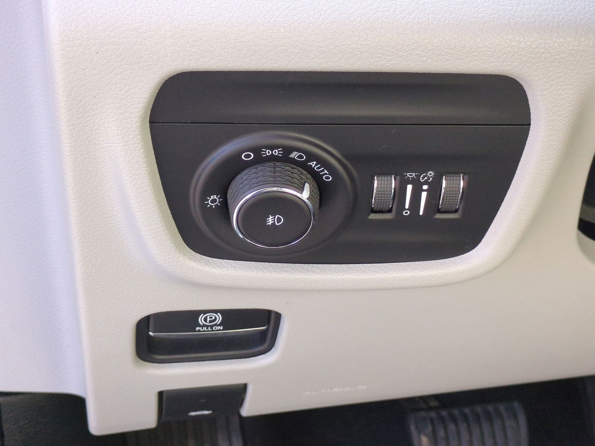 2022 Jeep Grand Cherokee L Summit